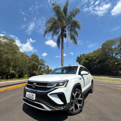 VOLKSWAGEN TAOS 1.4 250 TSI TOTAL FLEX HIGHLINE AUTOMÁTICO